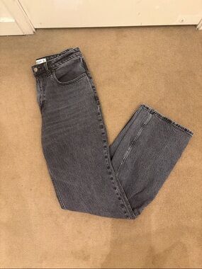 Abercrombie & Fitch High-Rise Straight Leg Jeans - Washed Black